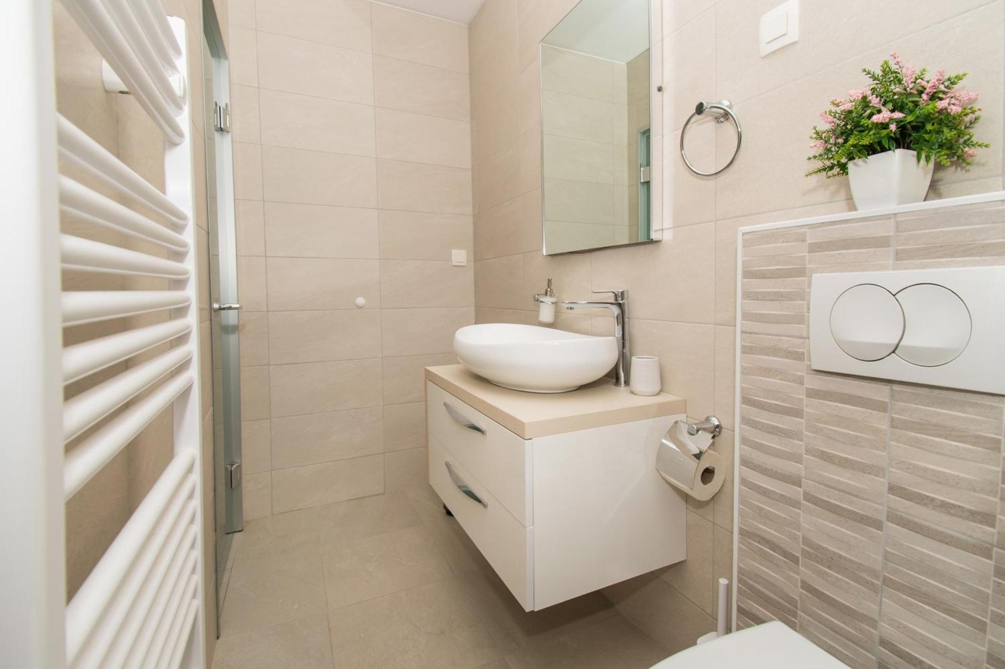 שיבניק Apartments Galic מראה חיצוני תמונה