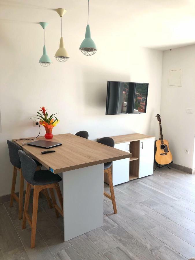 שיבניק Apartments Galic מראה חיצוני תמונה