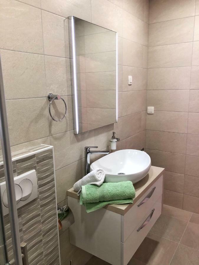 שיבניק Apartments Galic מראה חיצוני תמונה